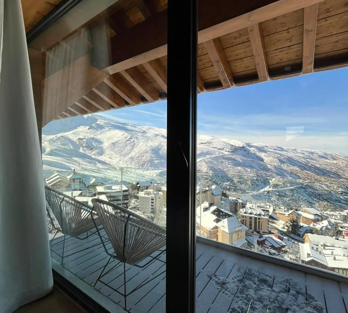 Lux 12 Villa Sierra Nevada Chalet