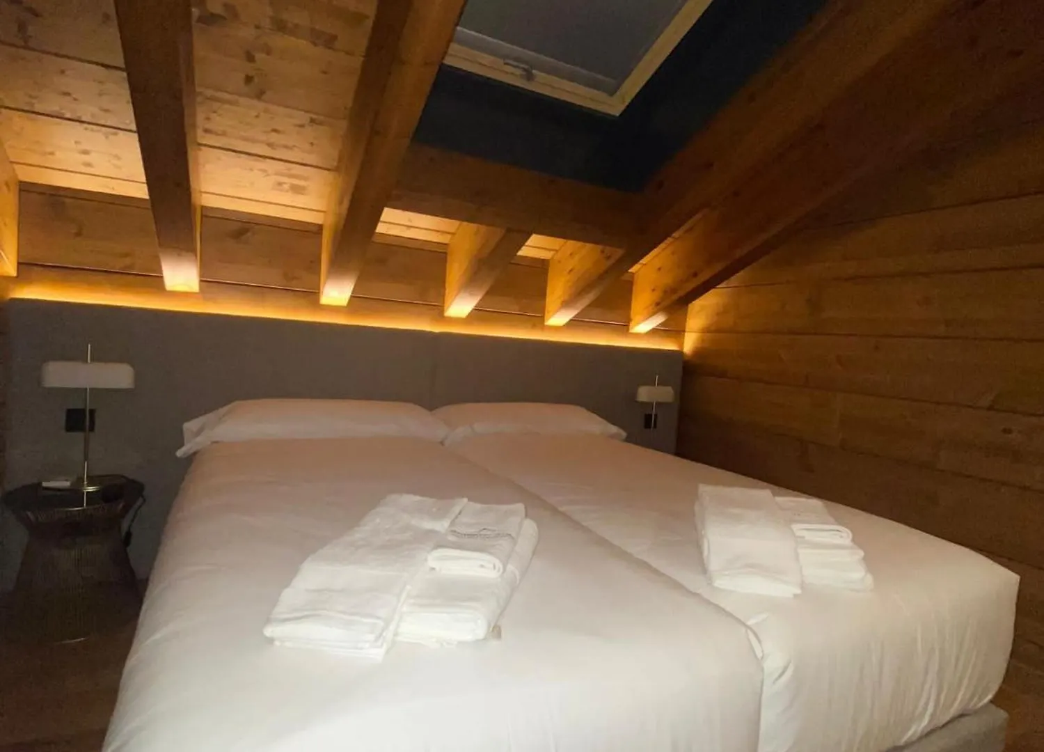 Lux 12 Villa Sierra Nevada Chalet